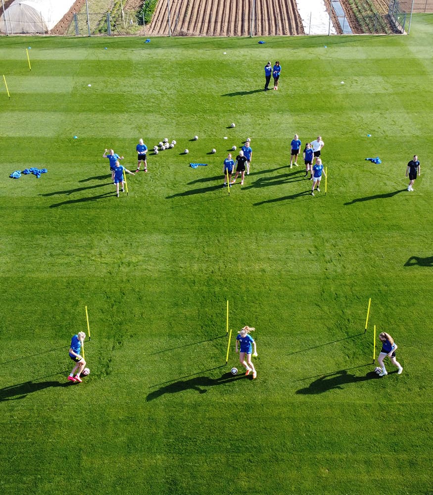 Traning-Camps - Barcelona Football Project